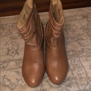 Chinese Laundry Tan Leather Bootie
